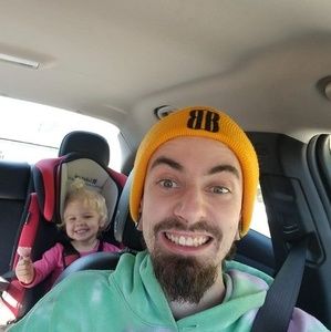 Meet your Posher, Logan